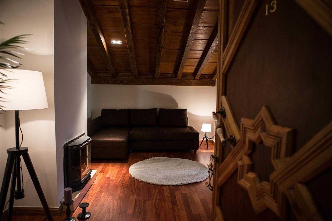 Posada Isabel De Castilla Мадрігаль-де-лас-Альтас-Торрес Екстер'єр фото